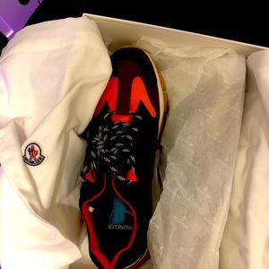 BNIB Moncler Leave No TraceBrown orange ss21